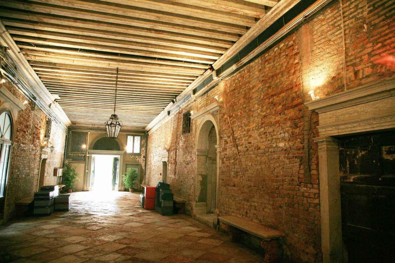 Piccola Dimora In Palazzo Storico Apartment Veneţia Exterior foto